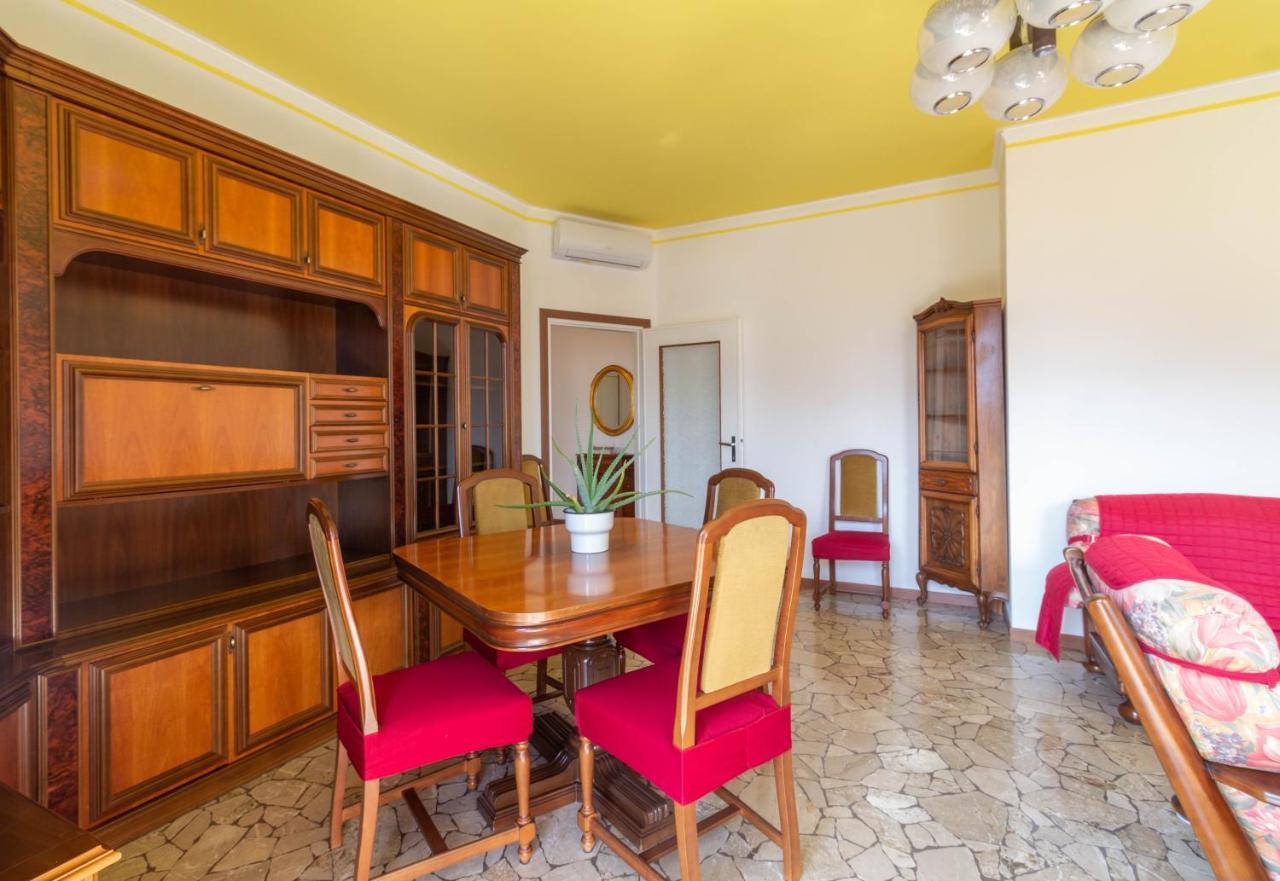 Mamma Ciccia Holiday Home - Casa Imperia Mandello del Lario Exterior photo