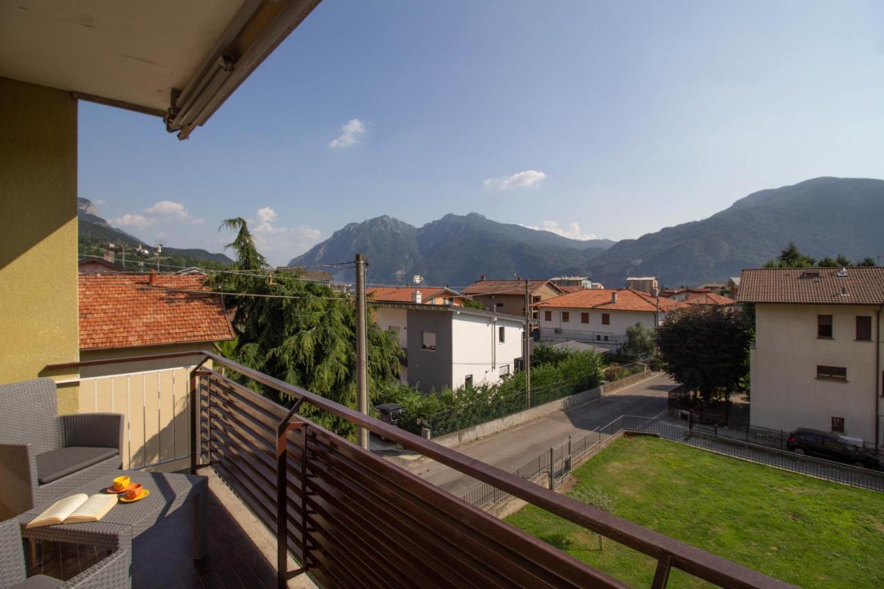 Mamma Ciccia Holiday Home - Casa Imperia Mandello del Lario Exterior photo